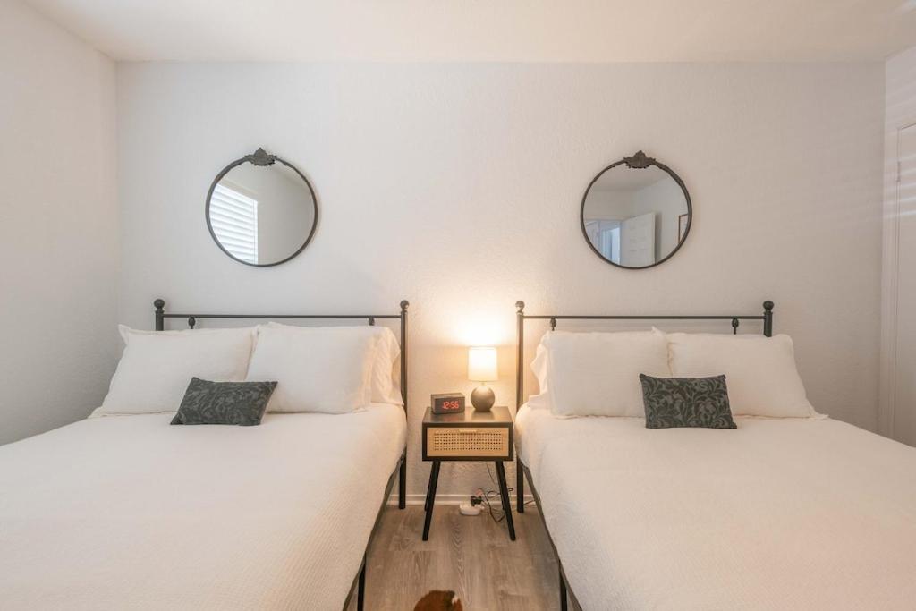 Timeless-Texas-Inn - Heated Pool Oasis & Lux Vibe Round Rock Luaran gambar