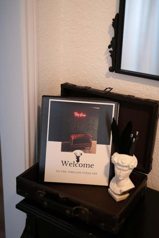 Timeless-Texas-Inn - Heated Pool Oasis & Lux Vibe Round Rock Luaran gambar