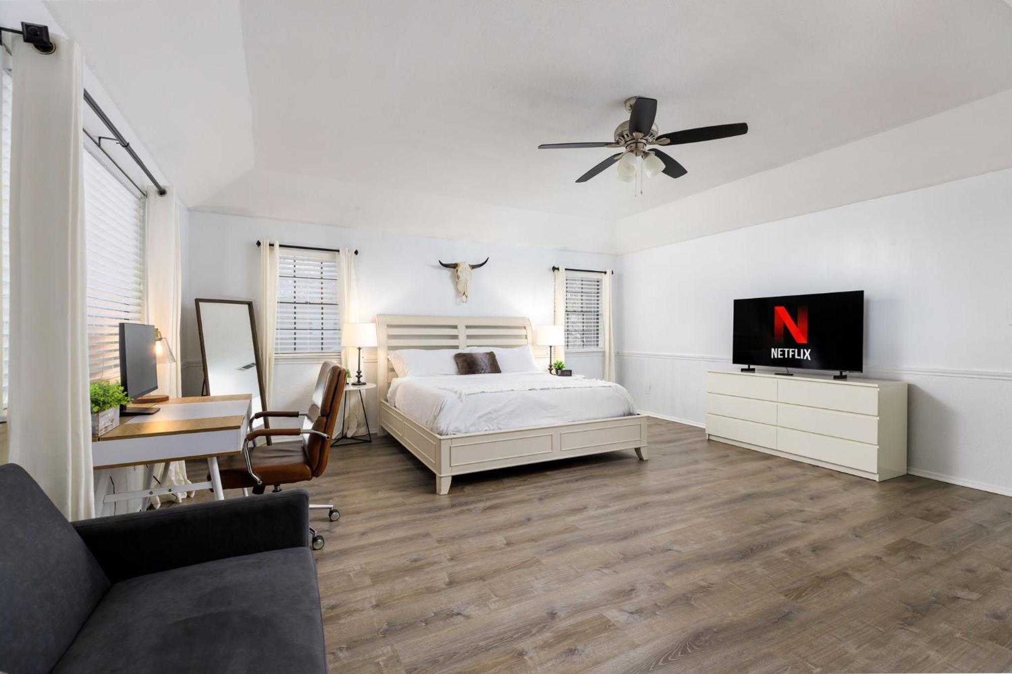Timeless-Texas-Inn - Heated Pool Oasis & Lux Vibe Round Rock Luaran gambar