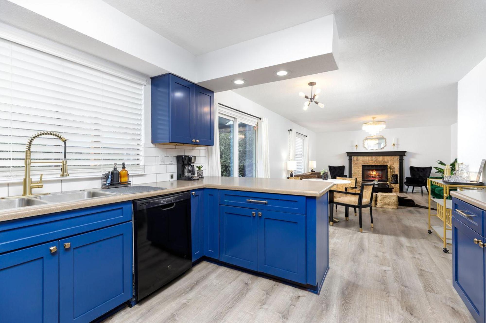 Timeless-Texas-Inn - Heated Pool Oasis & Lux Vibe Round Rock Luaran gambar