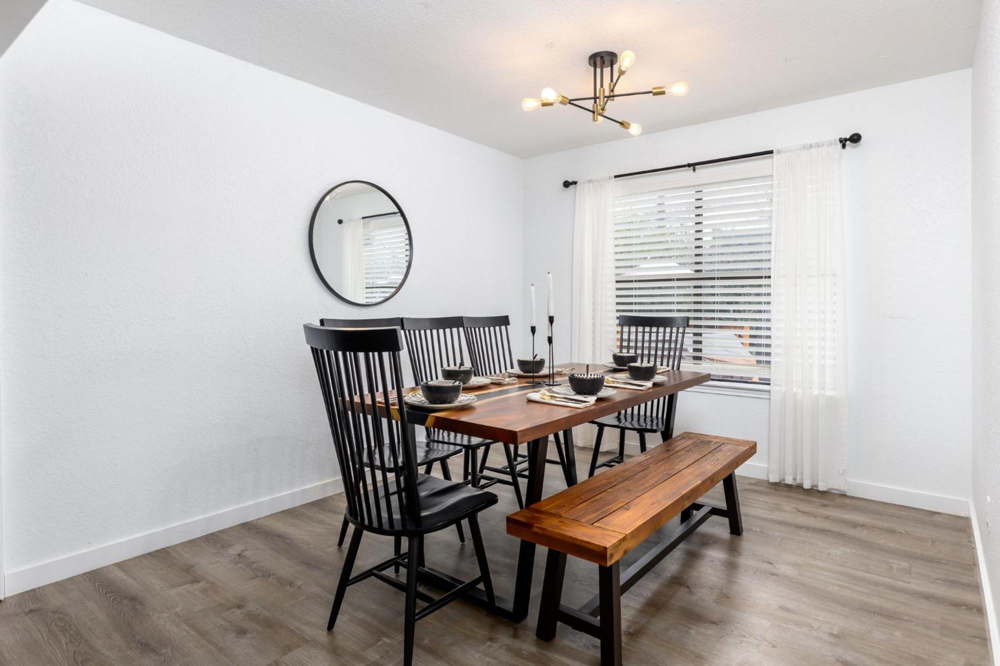 Timeless-Texas-Inn - Heated Pool Oasis & Lux Vibe Round Rock Luaran gambar
