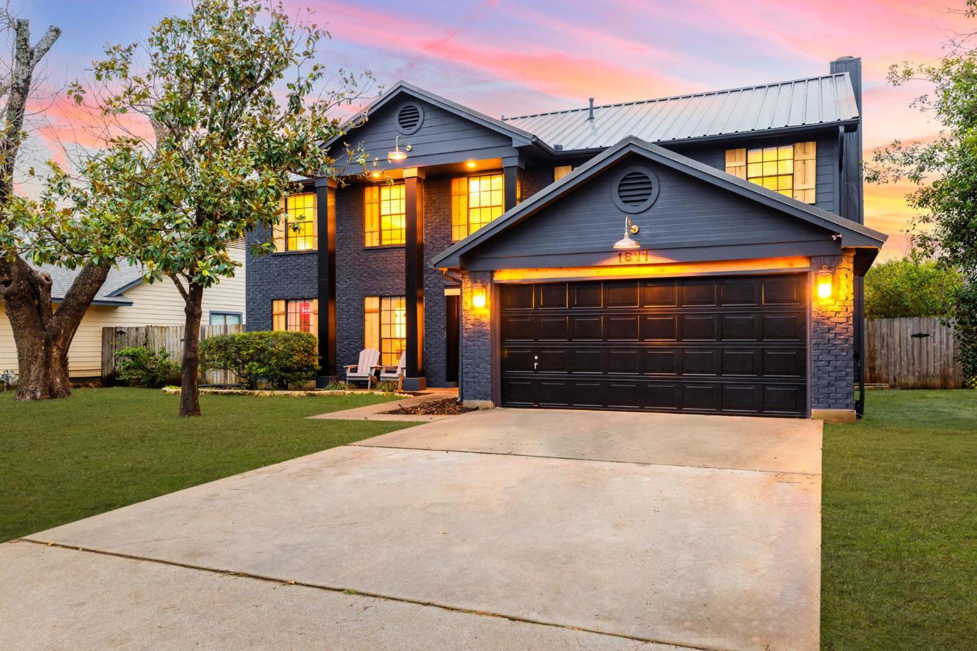 Timeless-Texas-Inn - Heated Pool Oasis & Lux Vibe Round Rock Luaran gambar