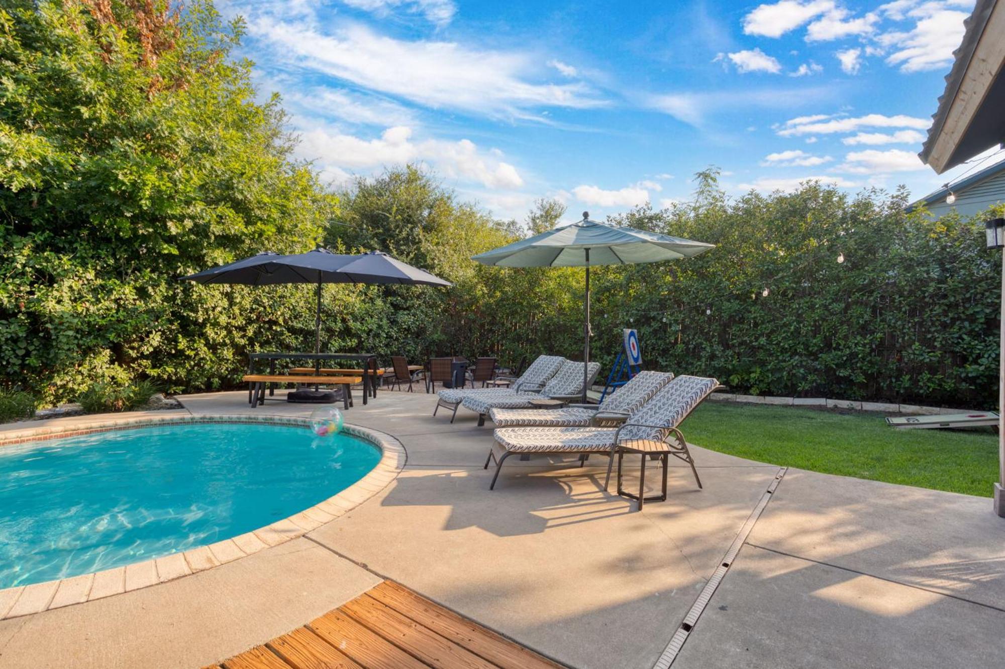 Timeless-Texas-Inn - Heated Pool Oasis & Lux Vibe Round Rock Luaran gambar